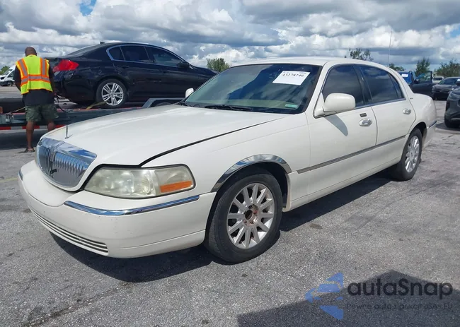 1LNHM81W97Y639882: 43278246