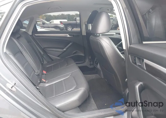 1VWGT7A33HC078769: 43278370