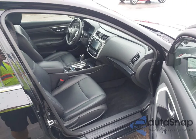 1N4AL3AP5JC282635: 43277619