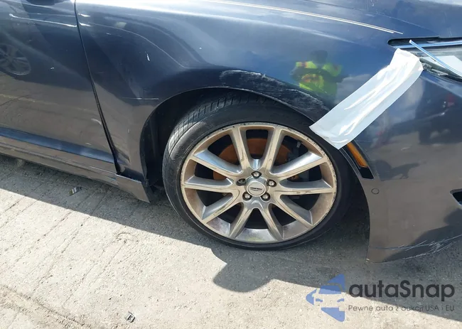 3LN6L2GK8DR815522: 43277621