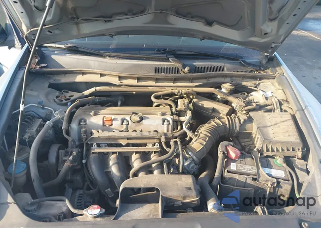 1HGCP2F75CA043239: 43277733