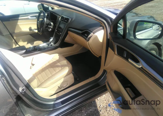 3FA6P0LU8ER252645: 43278902