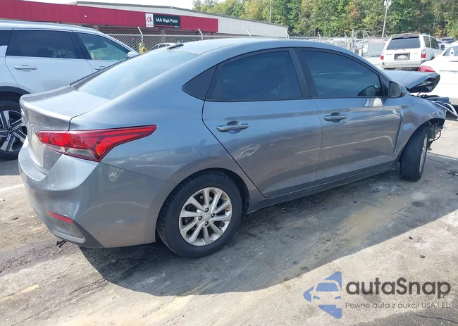 3KPC24A33JE024857: 43279253