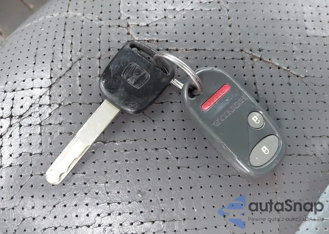 2HKYF185X4H595178: 43279391