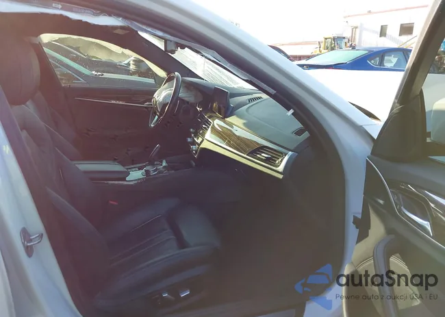 WBAJA7C57KWW18981: 43278400