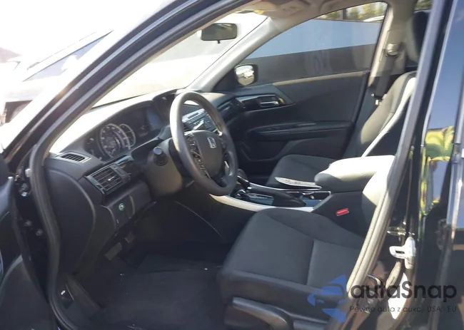 1HGCR2F38HA070501: 43278415