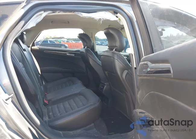 3FA6P0HR7DR370026: 43278581