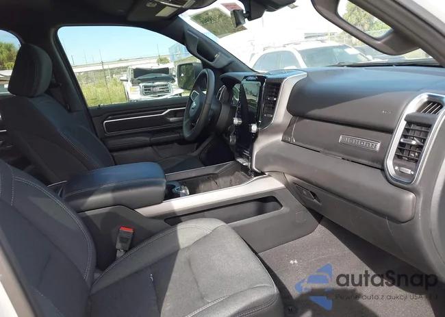 1C6RREFG9SN530933: 43279913