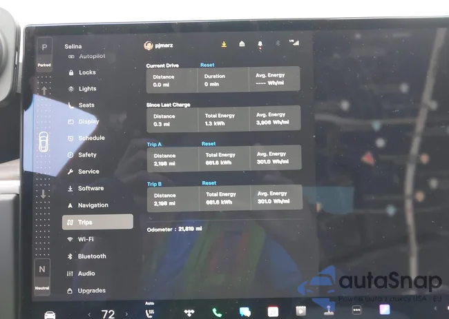 5YJSA1E56NF492686: 43279978