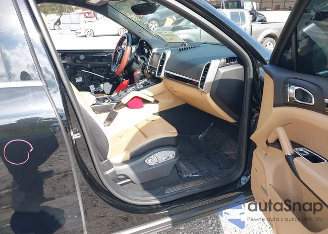 WP1AA2A29GKA36246: 43280022