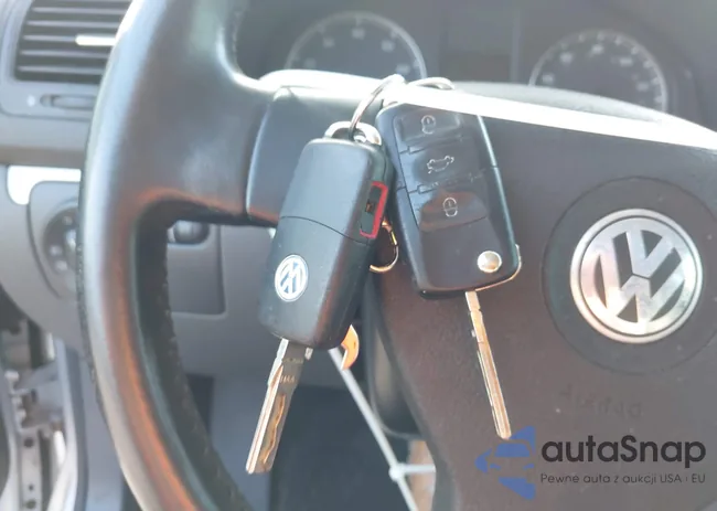 3VWRJ71K59M031782: 43280221