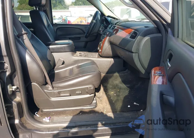 1GNUKJE39AR236221: 43279481