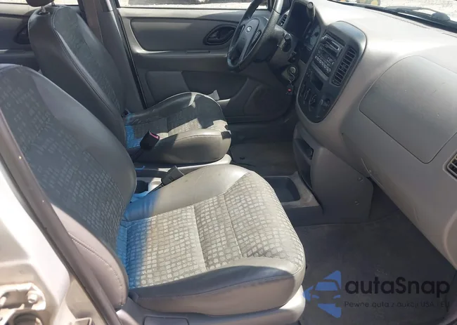 1FMYU01192KA50798: 43279518