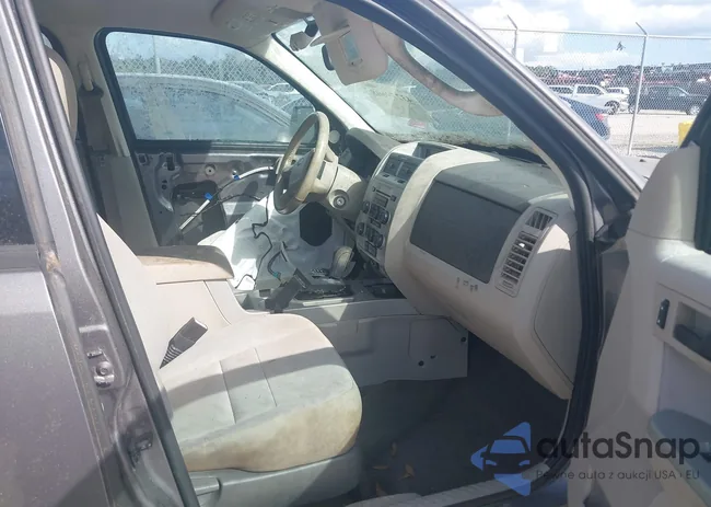 1FMCU0D7XBKB63444: 43279608