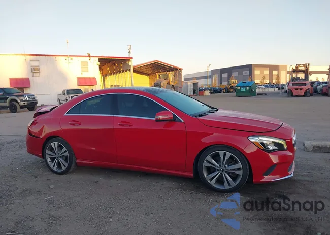 WDDSJ4EB8KN722030: 43279720