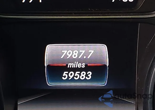 WDDSJ4EB8KN722030: 43279720