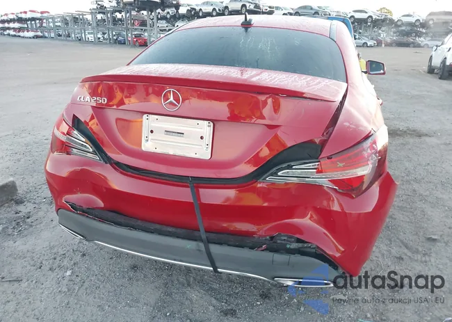 WDDSJ4EB8KN722030: 43279720