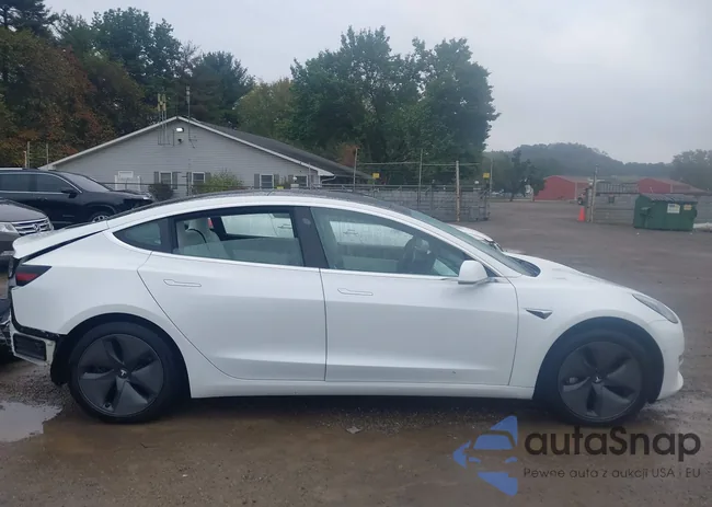 5YJ3E1EB0KF494508: 43280818