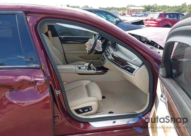 WBA7T2C06LCD39135: 43280913