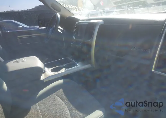 1C6RR7LM5JS335918: 43281007