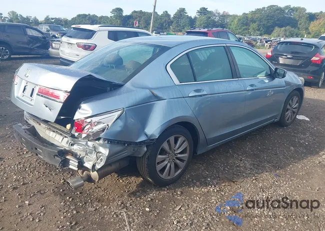 1HGCP2F75BA089152: 43281031