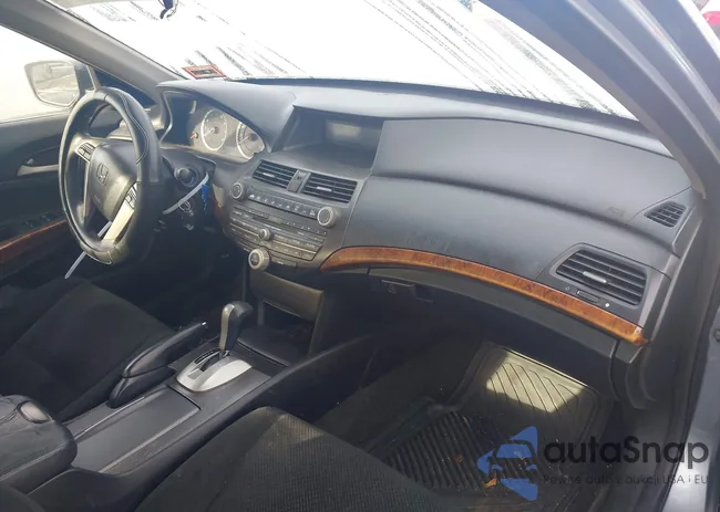 1HGCP2F75BA089152: 43281031