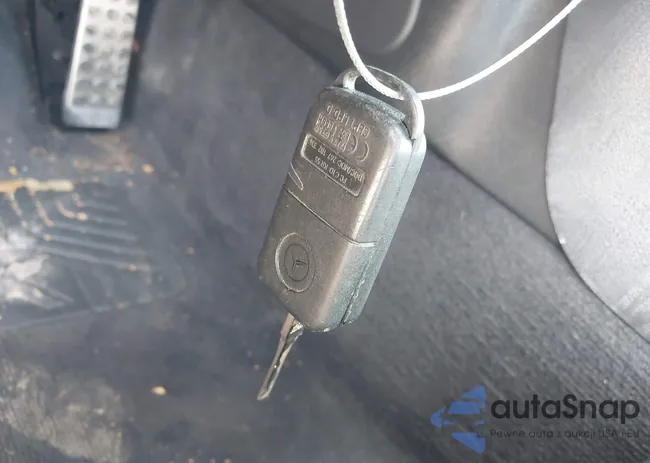 WDBKK49FX1F171868: 43281093