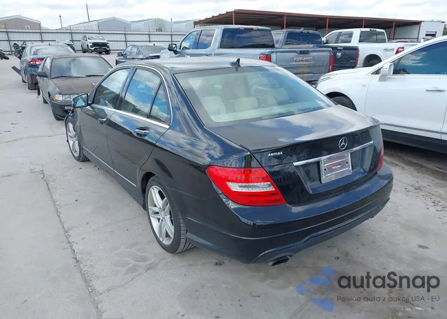 WDDGF4HB6ER314240: 43281182