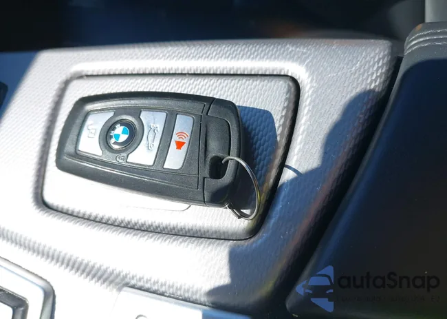 WBA5B3C51GG256932: 43281187