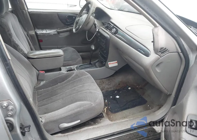 1G1ND52J62M648136: 43281350