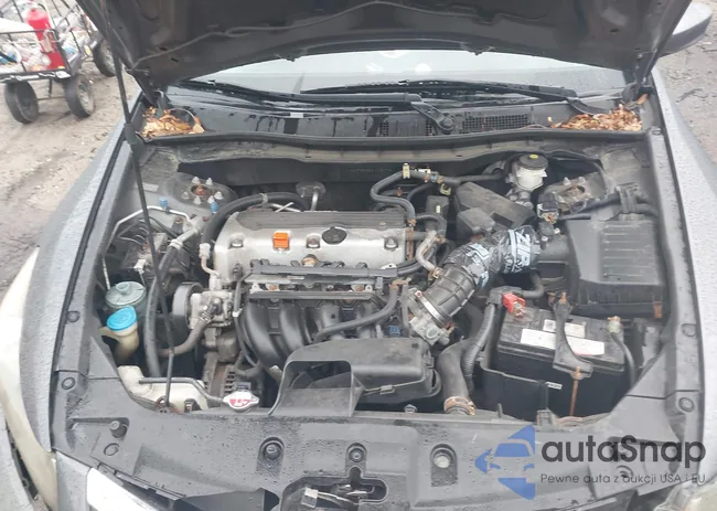 1HGCP2F32BA037751: 43280757