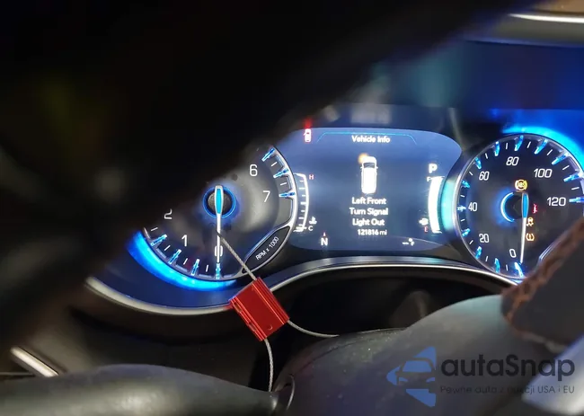 2C4RC1EG1JR130256: 43281864