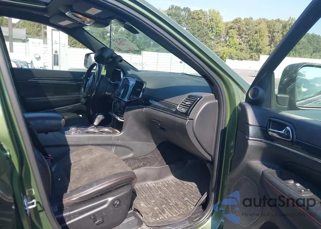 1C4RJFLG0LC195097: 43281934