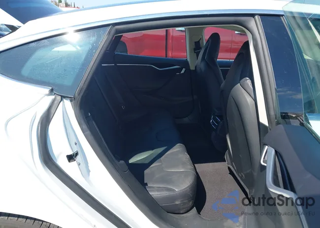 5YJSA1H19EFP55522: 43282104