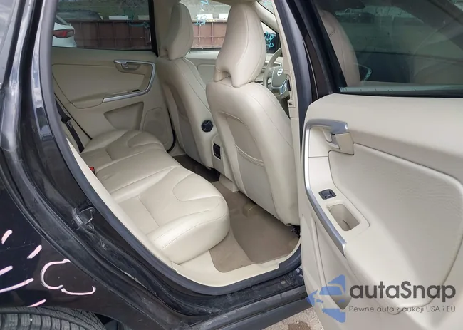 YV4952DZ2B2218202: 43282279