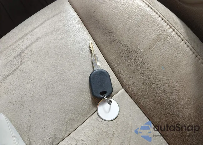 1FMEU63E16UA89272: 43282384