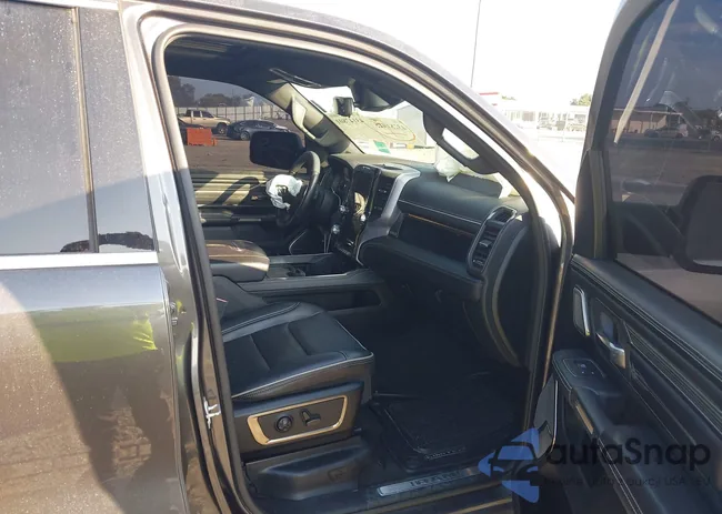 1C6SRFHT3MN556366: 43281415