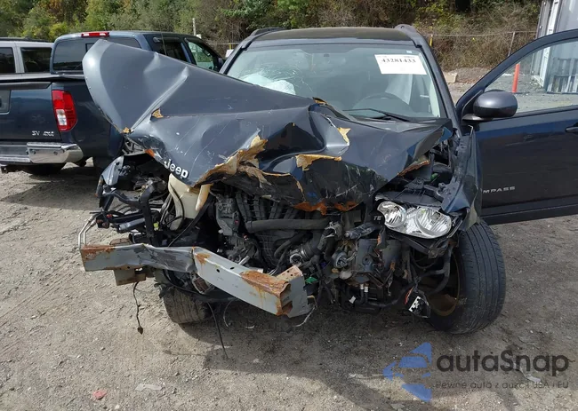 1C4NJDEB8ED530480: 43281433