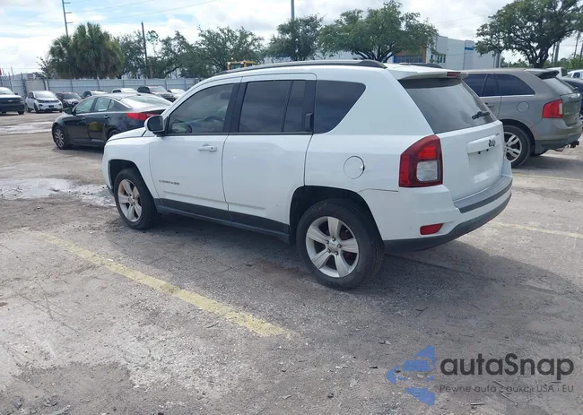 1C4NJCEA1GD628352: 43281551