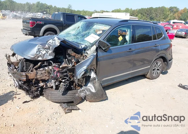 3VV3B7AX7JM218495: 43281642