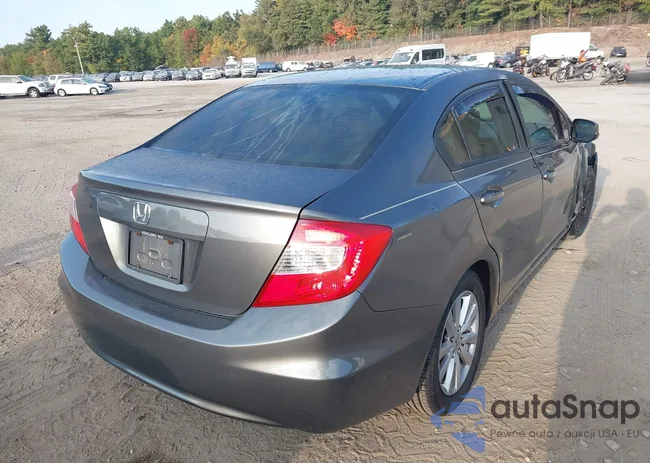 2HGFB2F89CH573297: 43281661