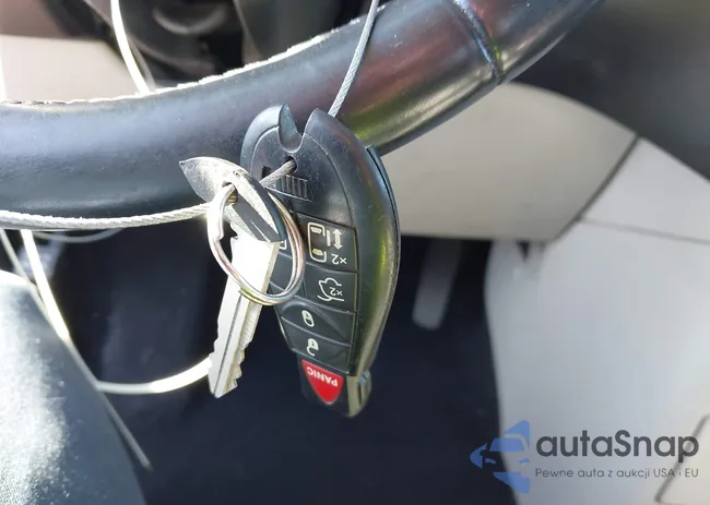 2C4RC1BG0DR741937: 43282811