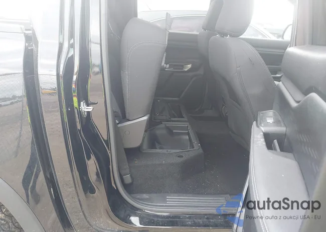 1FTER4HP6SLE15409: 43282820