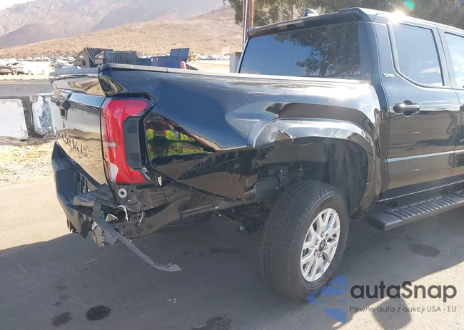 3TYLB5JN4RT004792: 43282859