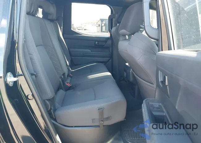 3TYLB5JN4RT004792: 43282859