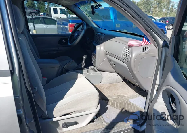 1GNDT13S752380873: 43282945