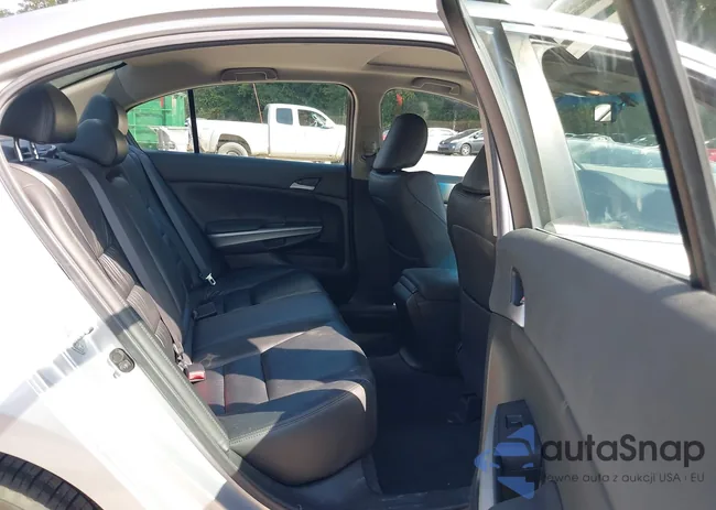 1HGCP26899A045139: 43282963