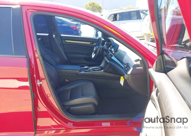 1HGCV2F30JA032505: 43283032