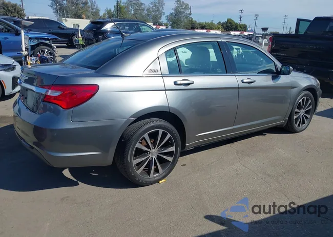 1C3CCBHG6CN305497: 43283084