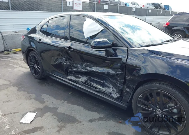 4T1K61BK4MU031788: 43283157